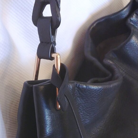 Vince Camuto Ruedi Leather Slouchy Hobo Bag in Black EUC - Picture 3 of 9